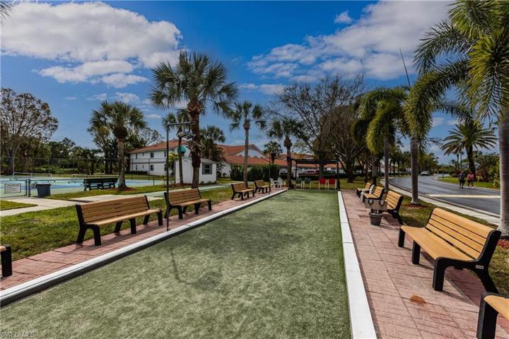 655  Luisa  LN, Naples, FL 34104