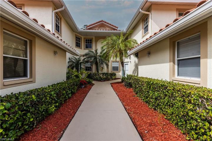 655  Luisa  LN, Naples, FL 34104