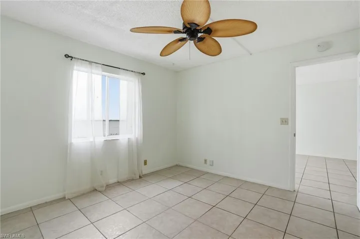 2885 Palm Beach Blvd 301, Fort Myers, Florida 33916