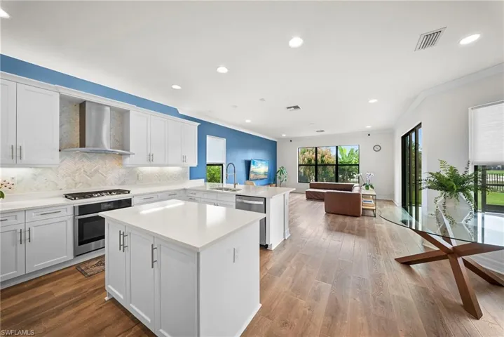 4586 Luminary Ave, Naples, Florida 34119