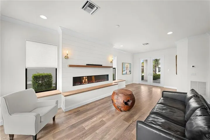 4586 Luminary Ave, Naples, Florida 34119
