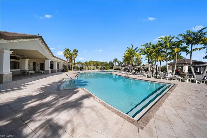 4586 Luminary Ave, Naples, Florida 34119