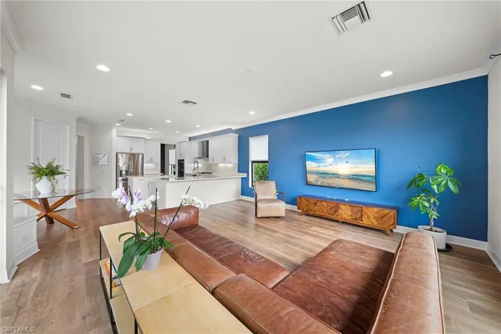 4586 Luminary Ave, Naples, Florida 34119