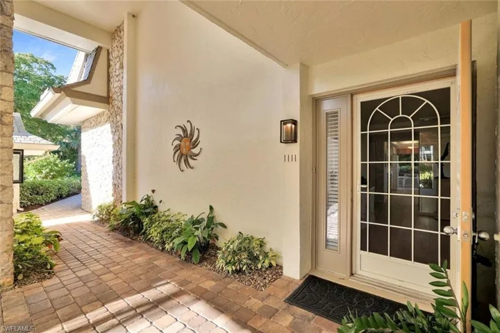 1111  Wildwood  LN, Naples, FL 34105
