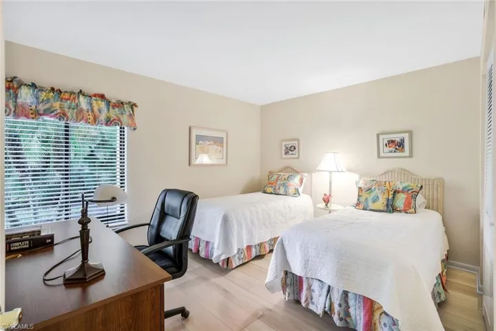 1111  Wildwood  LN, Naples, FL 34105