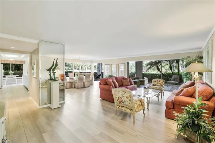 1111  Wildwood  LN, Naples, FL 34105