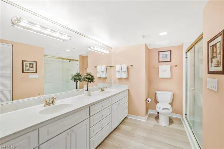 1111  Wildwood  LN, Naples, FL 34105