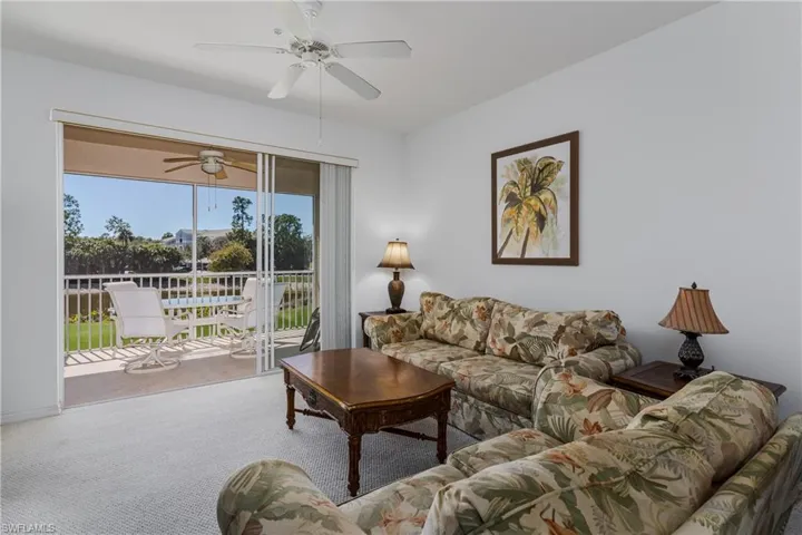 3972  Bishopwood E CT, Naples, FL 34114