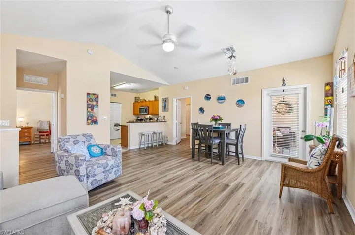 1813 Concordia Lake Cir 2009, Cape Coral, Florida 33909