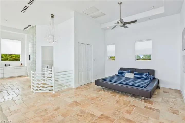 second floor - Master Suite