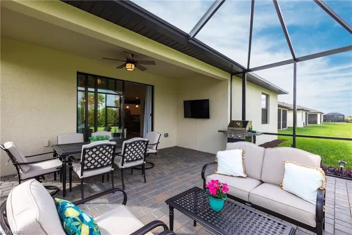 14042  Vindel  CIR, Fort Myers, FL 33905
