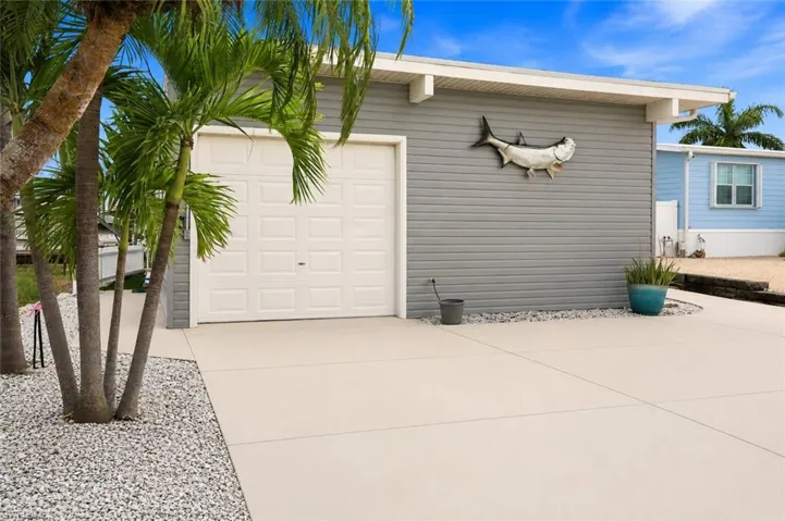 3827 Coconut Dr, St. James City, Florida 33956