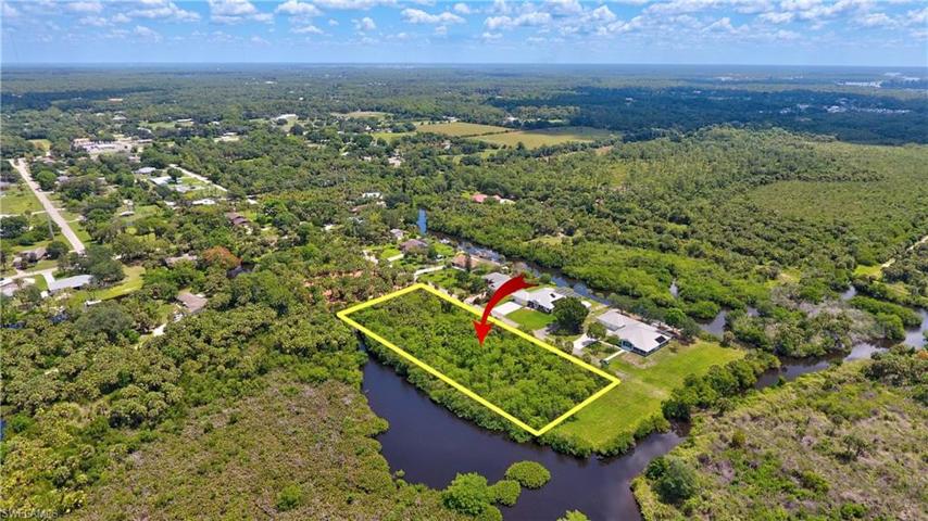 16781  Tarpon  WAY, NORTH FORT MYERS, FL 33917