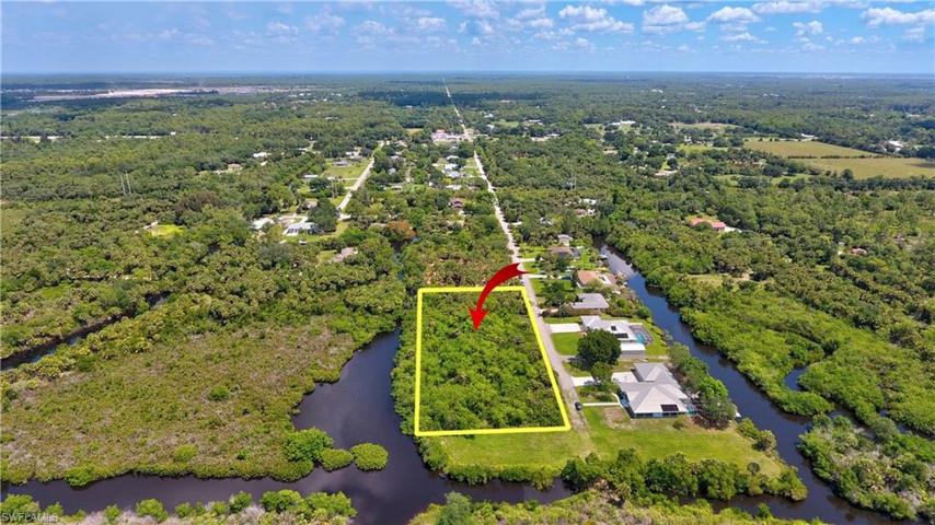 16781  Tarpon  WAY, NORTH FORT MYERS, FL 33917