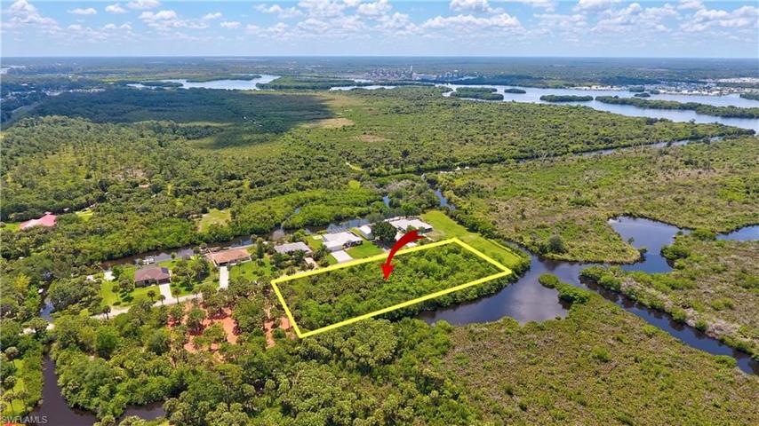16781  Tarpon  WAY, NORTH FORT MYERS, FL 33917