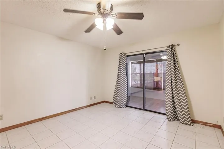 2406  Queen  DR, Lehigh Acres, FL 33971