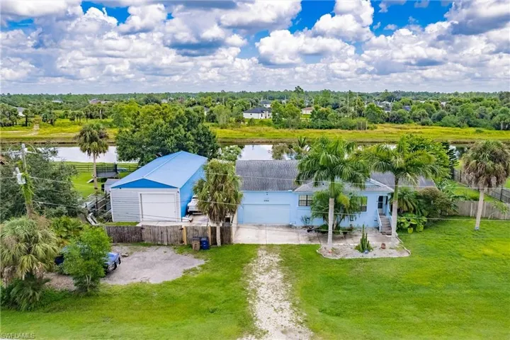 2406  Queen  DR, Lehigh Acres, FL 33971