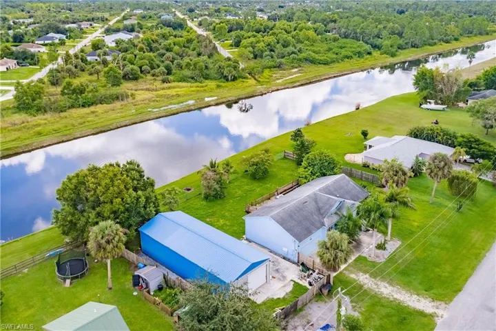 2406  Queen  DR, Lehigh Acres, FL 33971