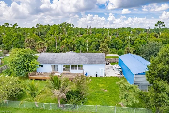 2406  Queen  DR, Lehigh Acres, FL 33971