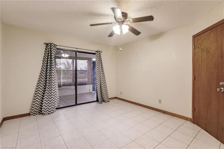 2406  Queen  DR, Lehigh Acres, FL 33971
