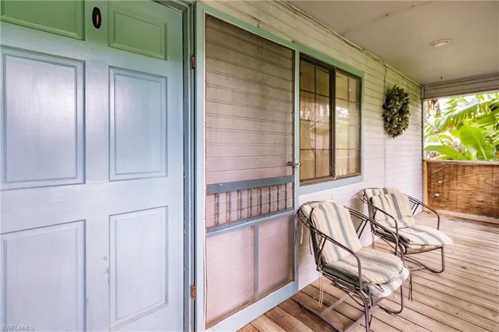 2406  Queen  DR, Lehigh Acres, FL 33971