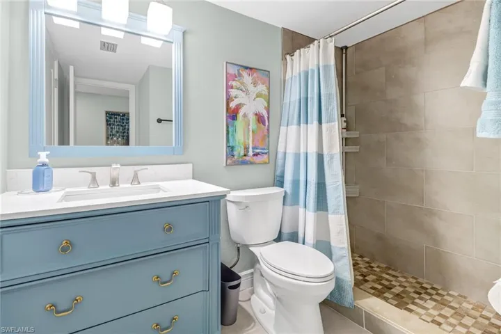 1025 Foxfire LN # 301, NAPLES FL 34104