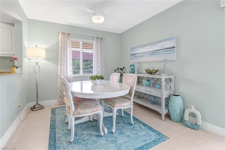 1025 Foxfire LN # 301, NAPLES FL 34104