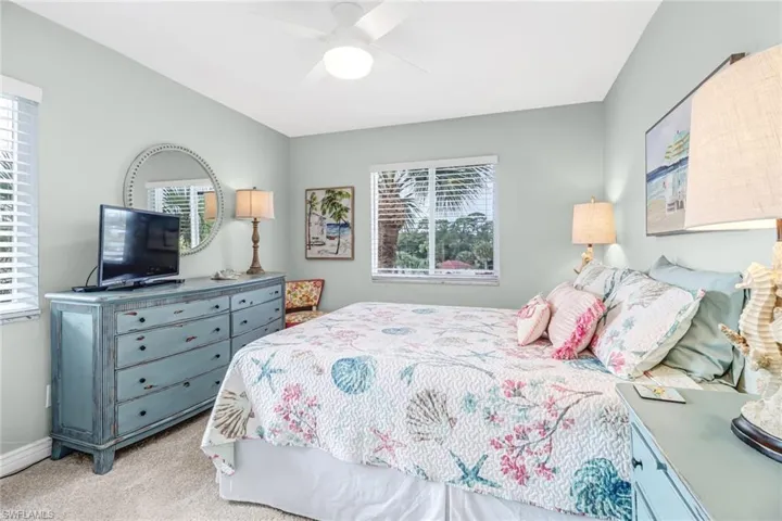 1025 Foxfire LN # 301, NAPLES FL 34104