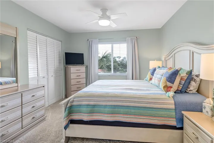 1025 Foxfire LN # 301, NAPLES FL 34104