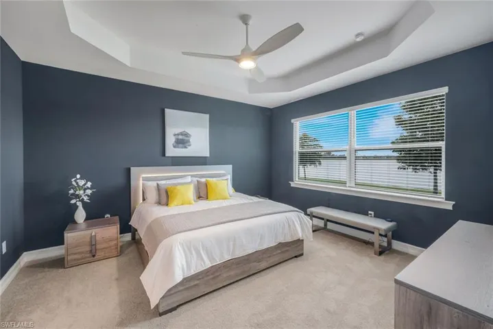950 Stonewater Lake Ter, Cape Coral, Florida 33993