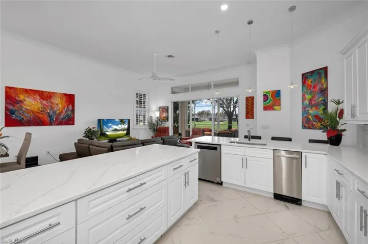 25332  Galashields  CIR, Bonita Springs, FL 34134