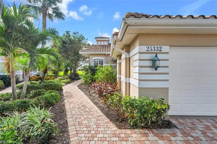 25332  Galashields  CIR, Bonita Springs, FL 34134