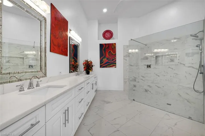 25332  Galashields  CIR, Bonita Springs, FL 34134