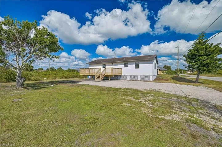 3301 38th St Sw, Lehigh Acres, Florida 33976