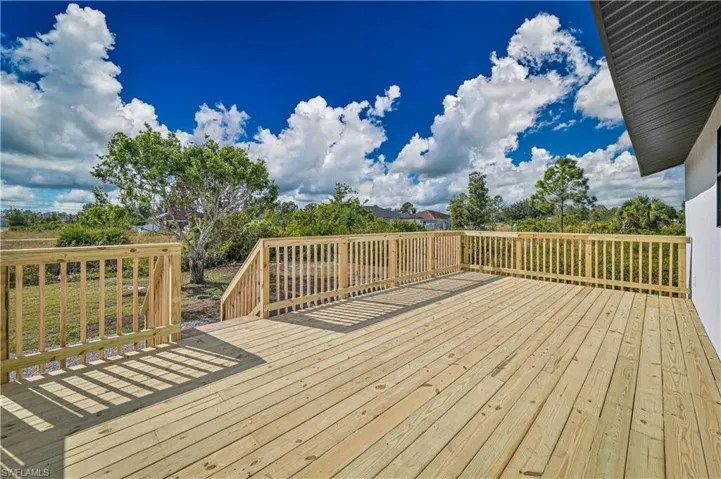 3301 38th St Sw, Lehigh Acres, Florida 33976