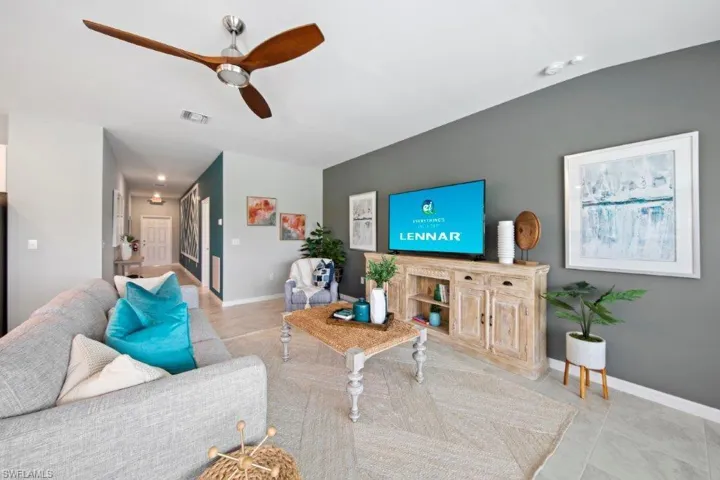 3205 Nw 3rd Pl, Cape Coral Fl 33993