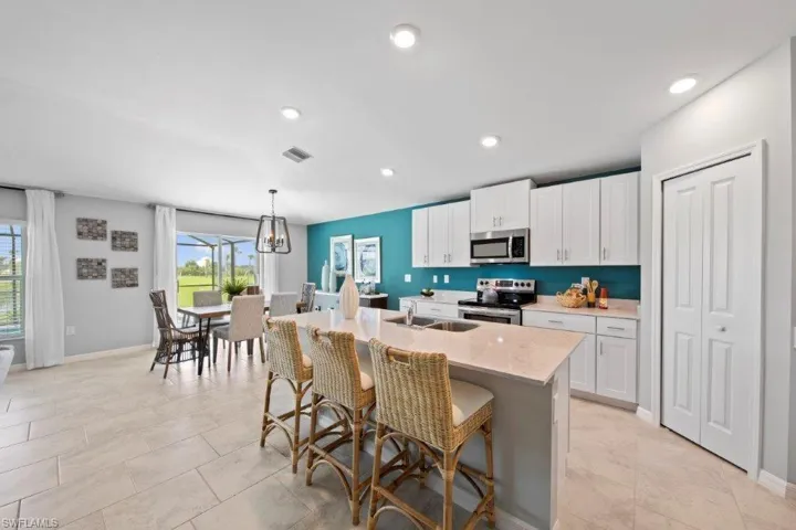 3205 Nw 3rd Pl, Cape Coral Fl 33993