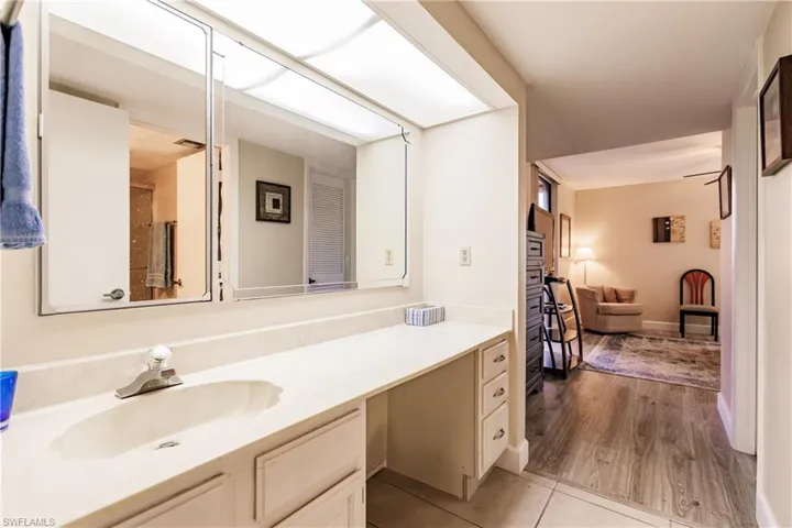 4210 Steamboat Bend 405, Fort Myers, Florida 33919