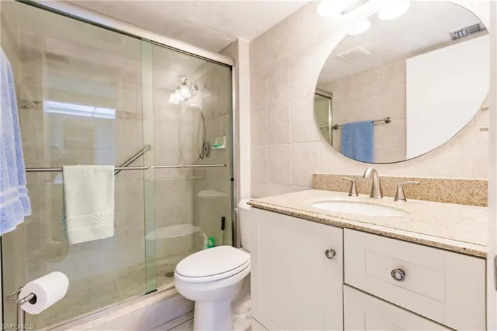 4210 Steamboat Bend 405, Fort Myers, Florida 33919
