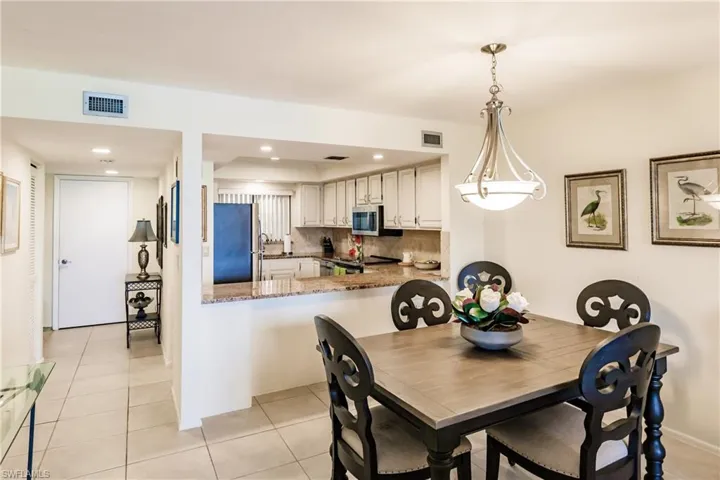 4210 Steamboat Bend 405, Fort Myers, Florida 33919