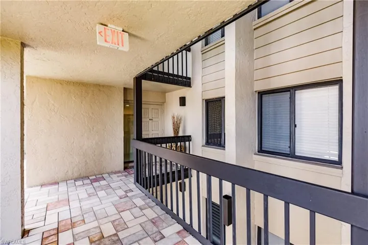4210 Steamboat Bend 405, Fort Myers, Florida 33919