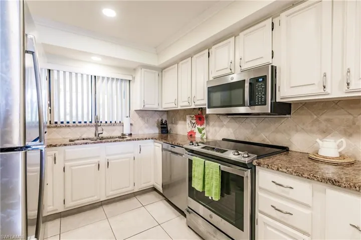 4210 Steamboat Bend 405, Fort Myers, Florida 33919