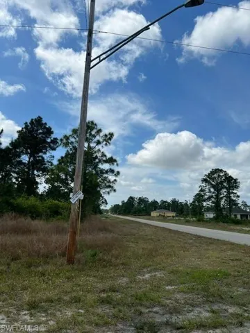 402 Genoa AVE S, LEHIGH ACRES FL 33974