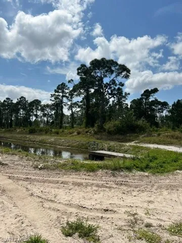 402 Genoa AVE S, LEHIGH ACRES FL 33974