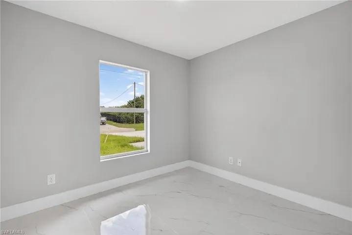 1054 Chadwick Ave, Lehigh Acres, Florida 33974