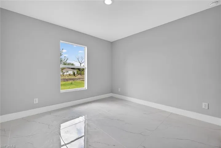 1054 Chadwick Ave, Lehigh Acres, Florida 33974