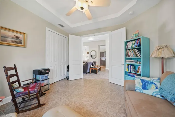 Den/Bedroom 3