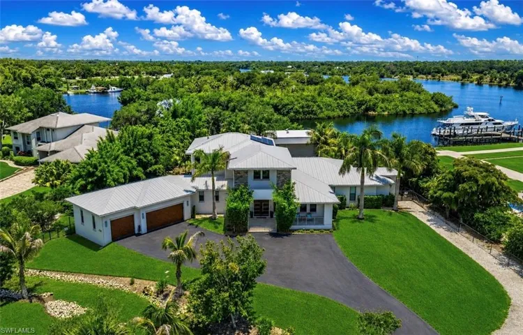 18180 N Olga Dr, Alva, Florida 33920