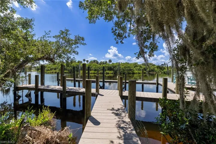 18180 N Olga Dr, Alva, Florida 33920
