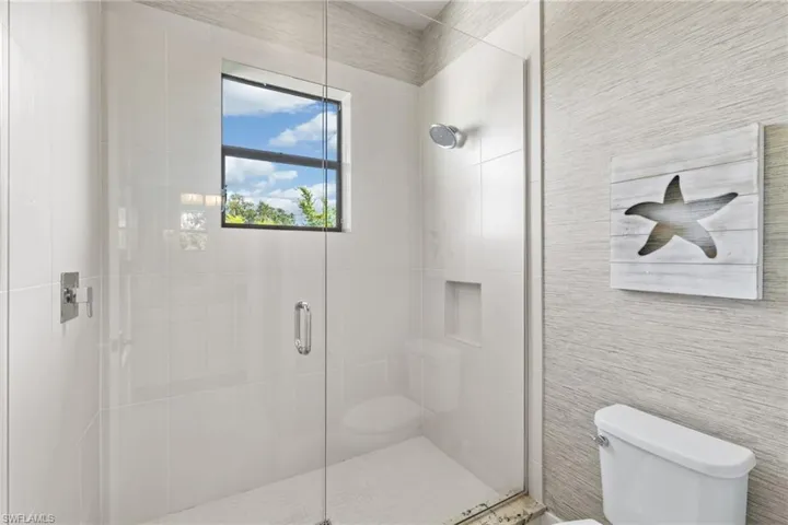 18180 N Olga Dr, Alva, Florida 33920